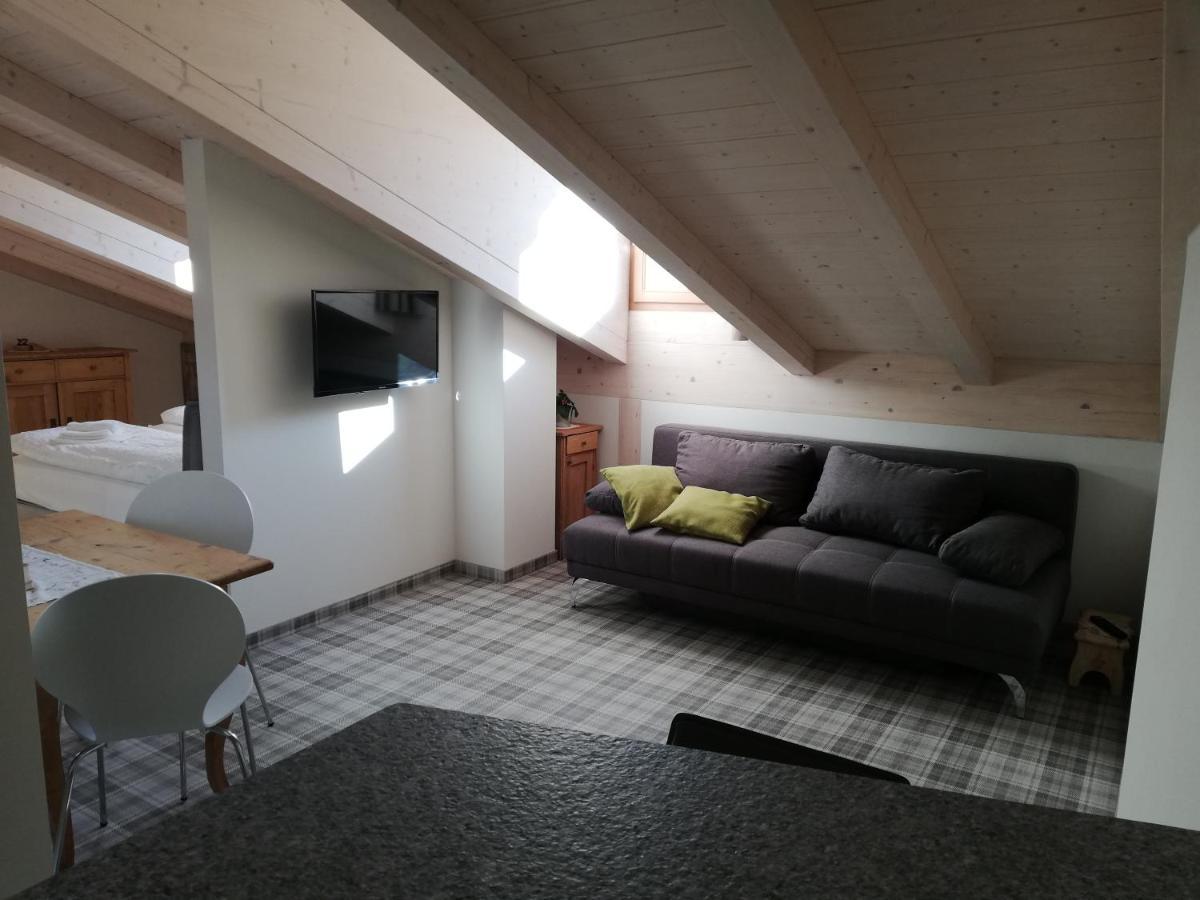 Casa Lassu. Carano  Exteriér fotografie